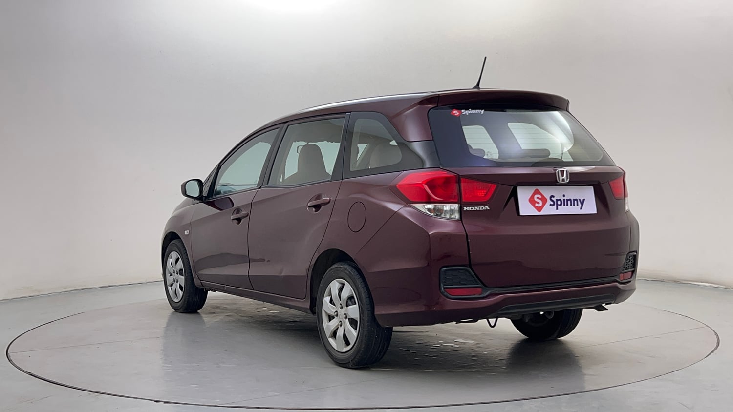Used 2014 Honda Mobilio S Petrol Petrol Manual exterior LEFT REAR CORNER VIEW