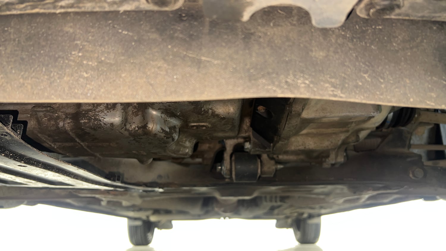 Used 2017 Honda Amaze 1.2 S i-VTEC Petrol Manual extra FRONT LEFT UNDERBODY VIEW