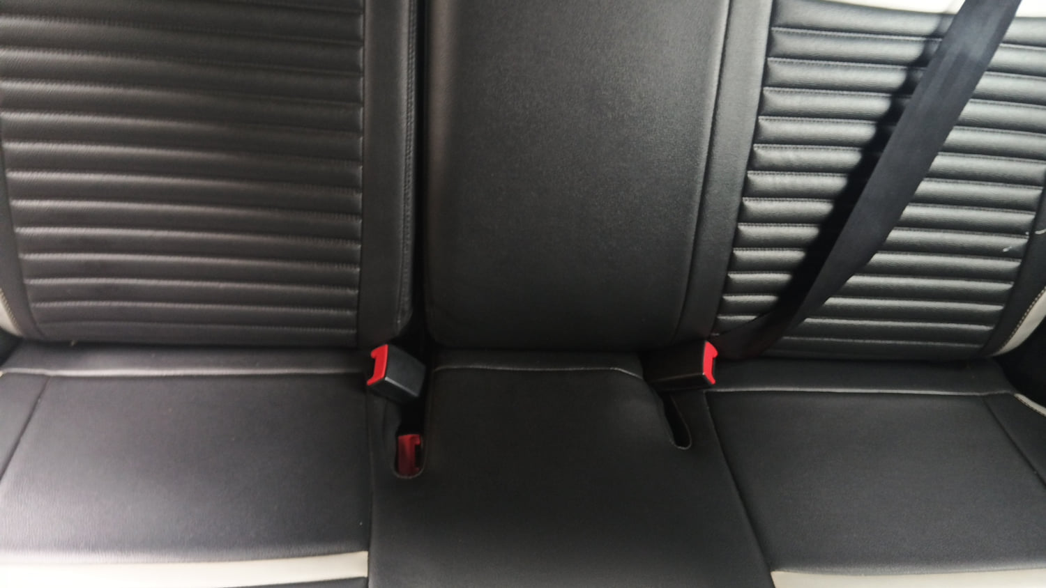Used 2020 Maruti Suzuki Baleno Zeta Petrol Manual interior REAR SEAT CONDITION VIEW