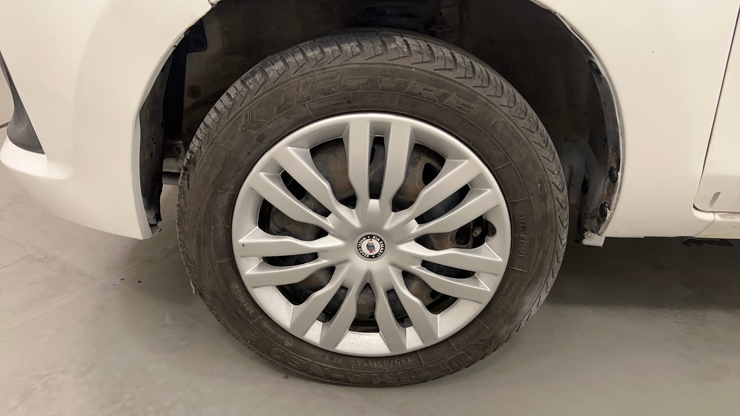 Used 2016 Maruti Suzuki Alto K10 VXi AMT Petrol Automatic tyres LEFT FRONT TYRE RIM VIEW