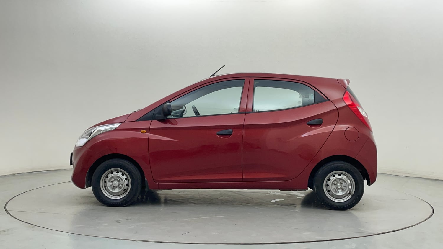 Used 2014 Hyundai Eon Era + Petrol Manual exterior LEFT SIDE VIEW