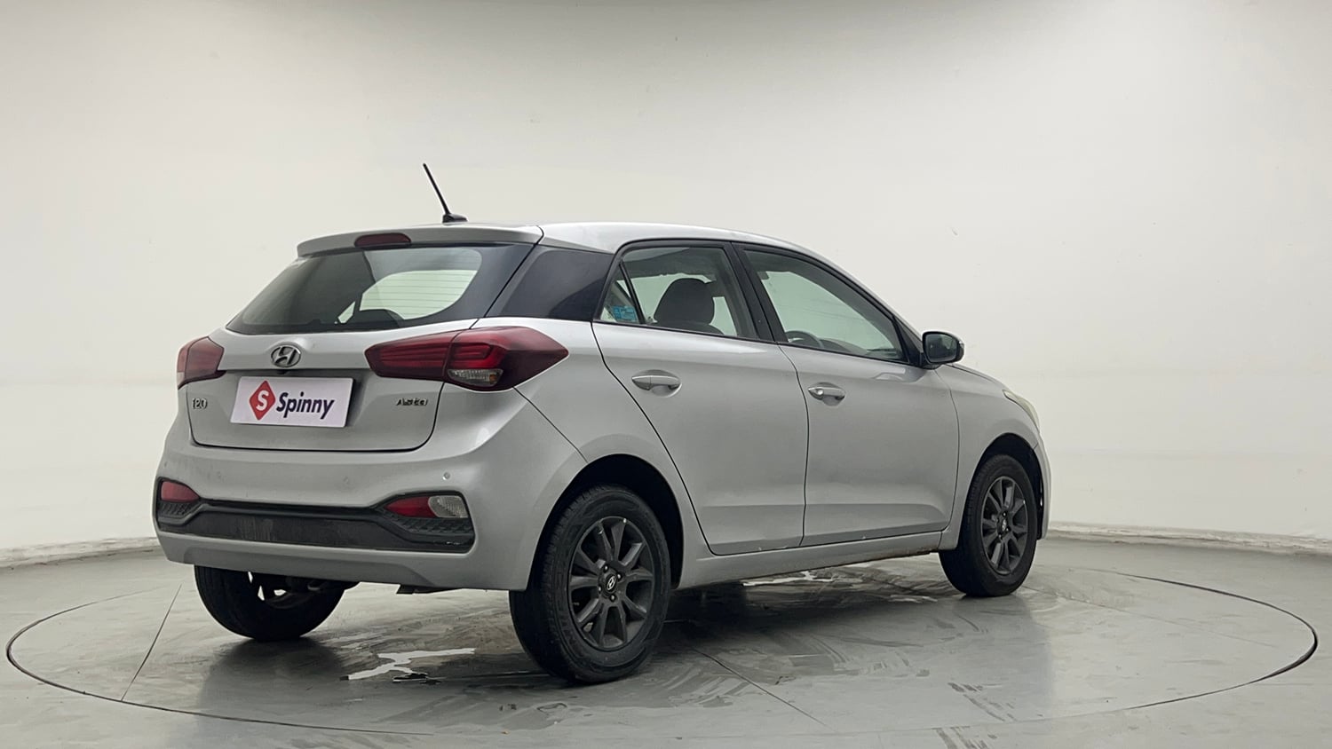 Used 2018 Hyundai Elite i20 Asta 1.2 AT Petrol Automatic exterior RIGHT REAR CORNER VIEW