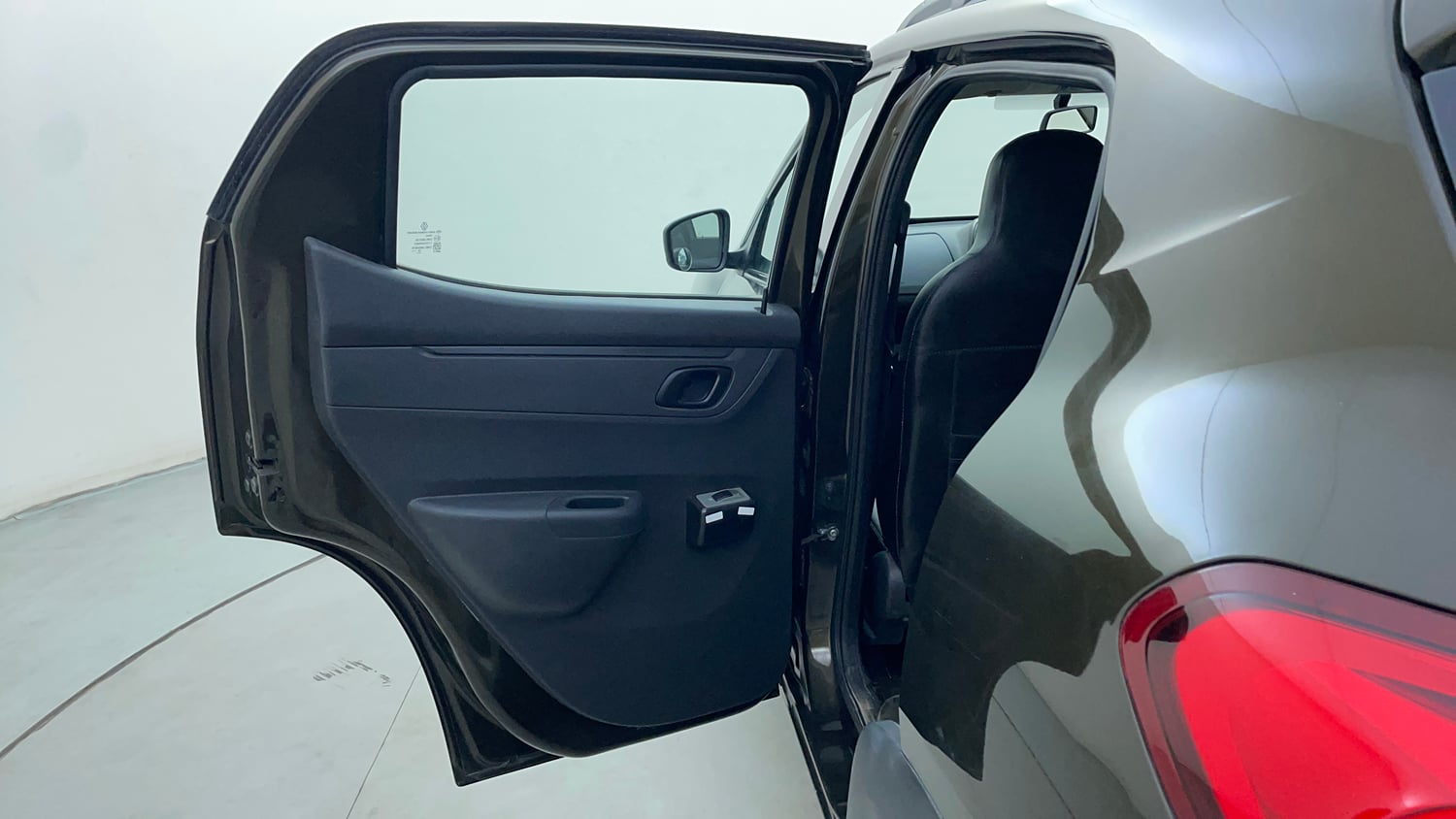 Used 2016 Renault Kwid 1.0 RXT Petrol Manual interior LEFT REAR DOOR OPEN VIEW