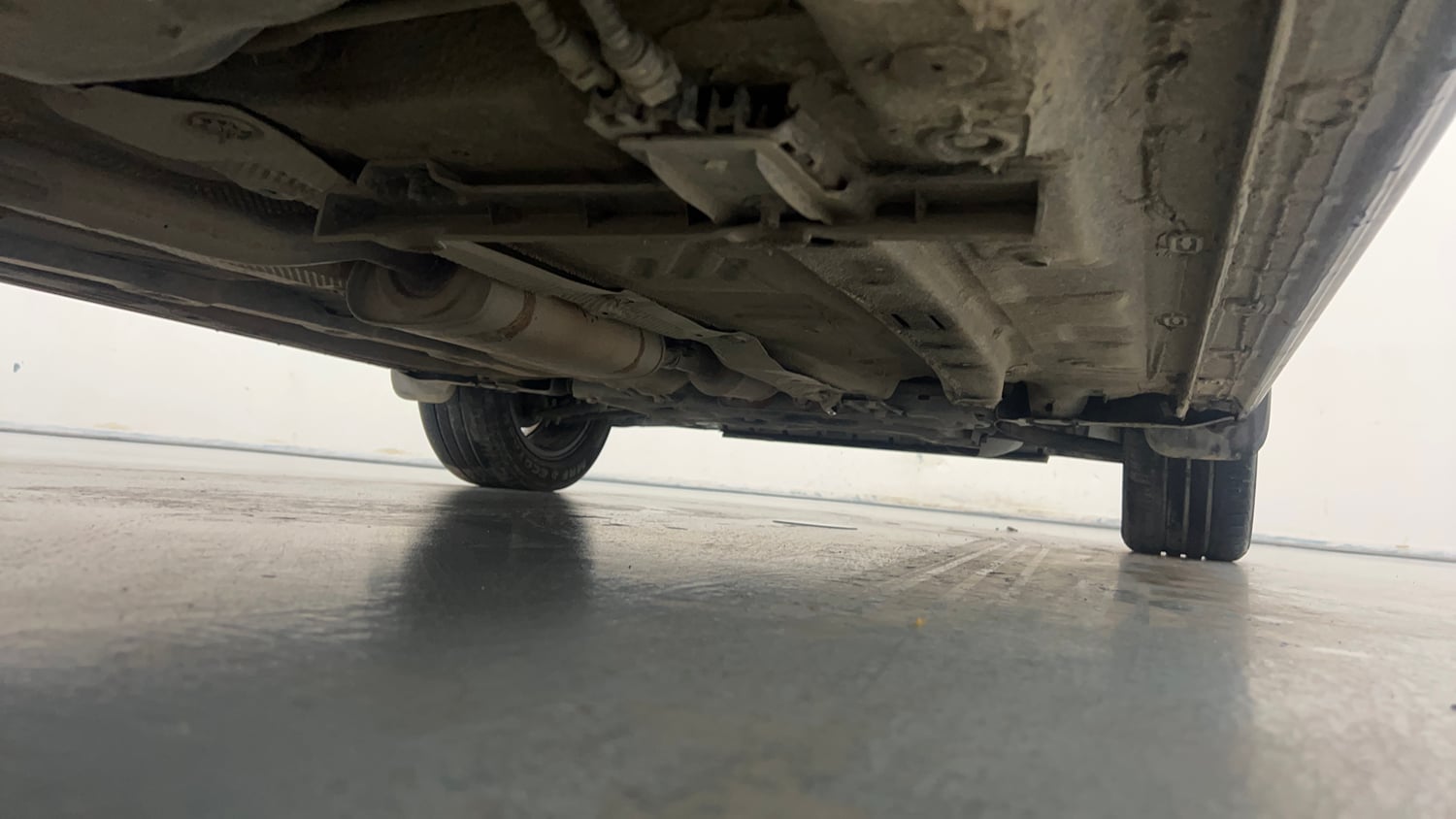 Used 2024 Skoda Slavia Style 1.0L TSI MT Petrol Manual extra REAR RIGHT UNDERBODY VIEW