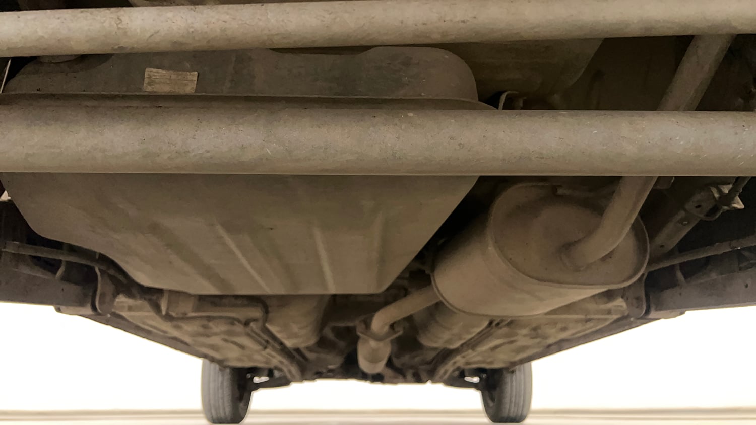 Used 2016 Maruti Suzuki Alto K10 VXi AMT Petrol Automatic extra REAR UNDERBODY VIEW (TAKEN FROM REAR)
