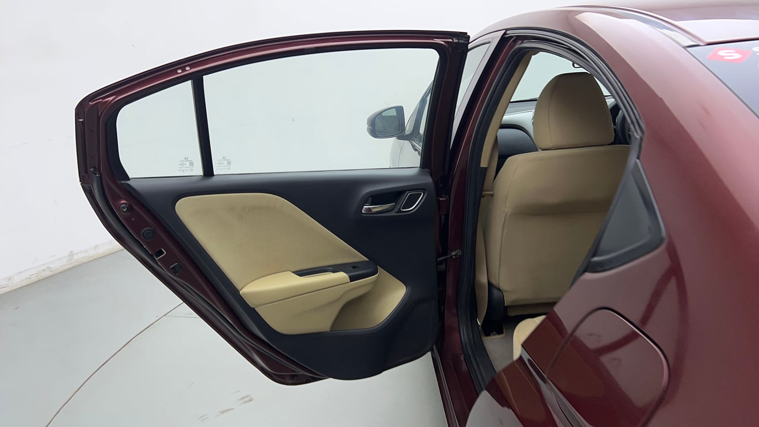 Used 2018 Honda City V CVT Petrol Petrol Automatic interior LEFT REAR DOOR OPEN VIEW