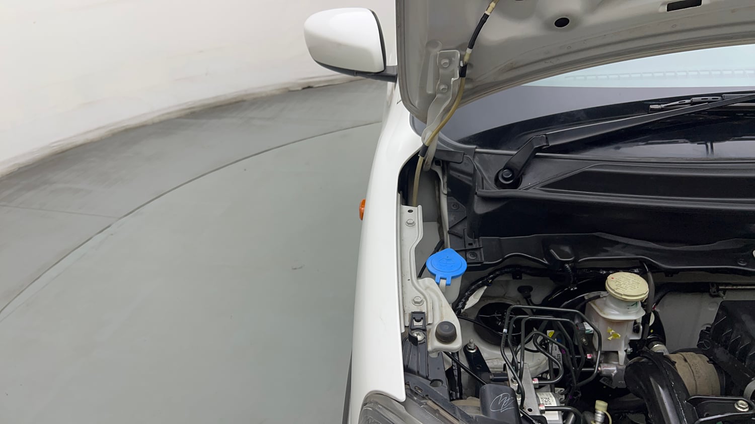 Used 2023 Maruti Suzuki S-Presso VXi Plus (O) AMT Petrol Automatic engine ENGINE RIGHT SIDE HINGE & APRON VIEW