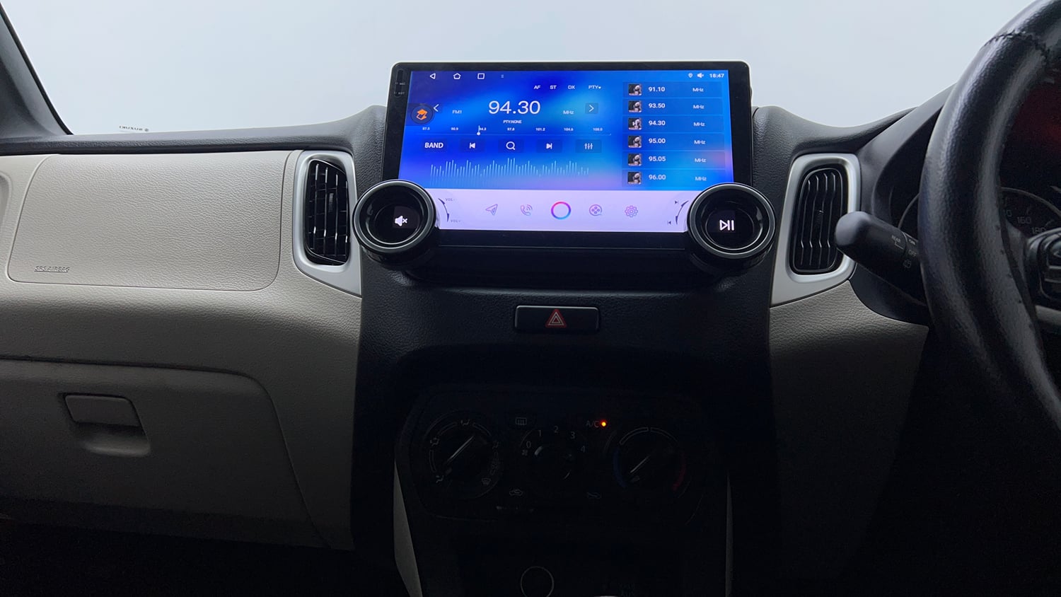Used 2020 Maruti Suzuki Wagon R ZXi 1.2 Petrol Manual interior MUSIC SYSTEM & AC CONTROL VIEW