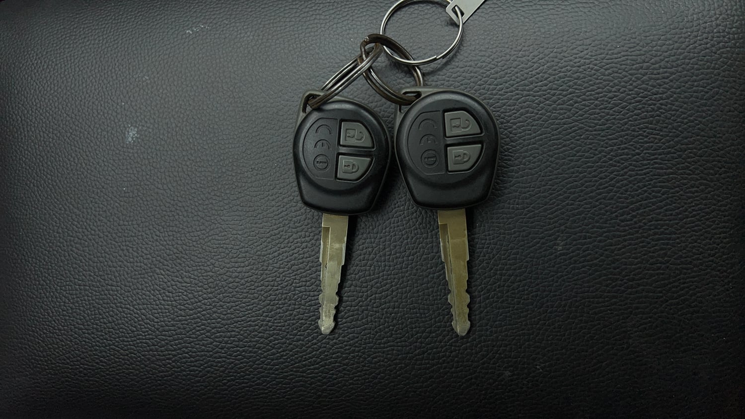 Used 2022 Maruti Suzuki Wagon R VXI 1.0 Petrol Manual extra CAR KEY VIEW