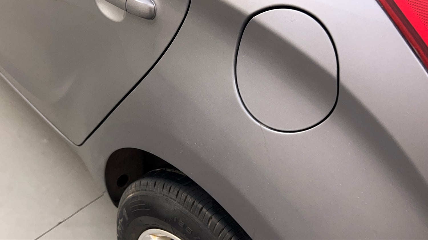 Used 2013 Hyundai i20 Magna (O) 1.2 Petrol Manual dents MINOR SCRATCH