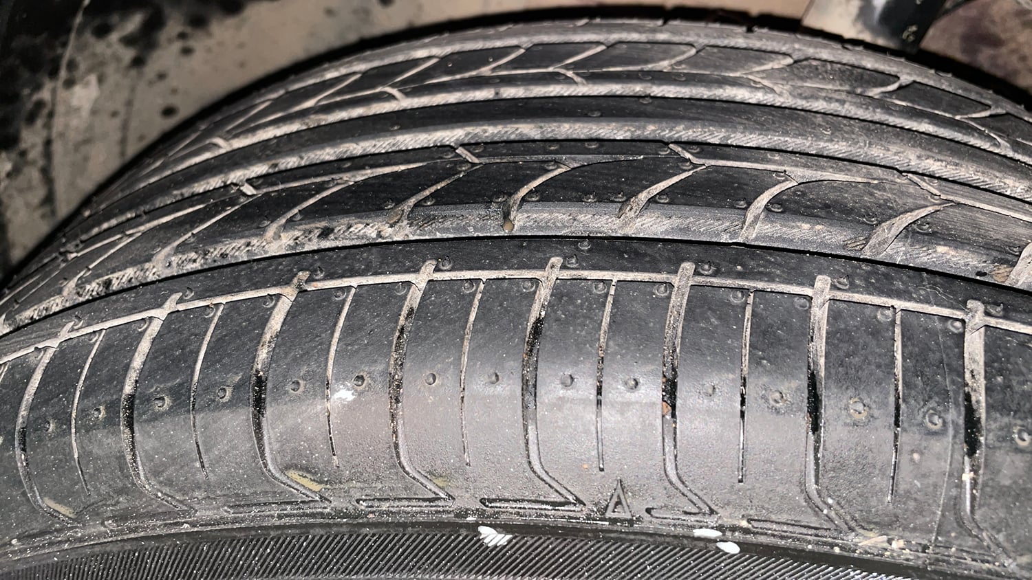 Used 2019 hyundai Venue SX 1.0 Turbo Petrol Petrol Manual tyres LEFT FRONT TYRE TREAD VIEW