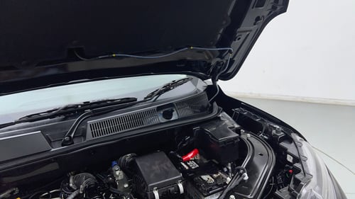 Used 2025 Renault Kiger RXZ Turbo CVT Petrol Automatic engine ENGINE LEFT SIDE HINGE & APRON VIEW
