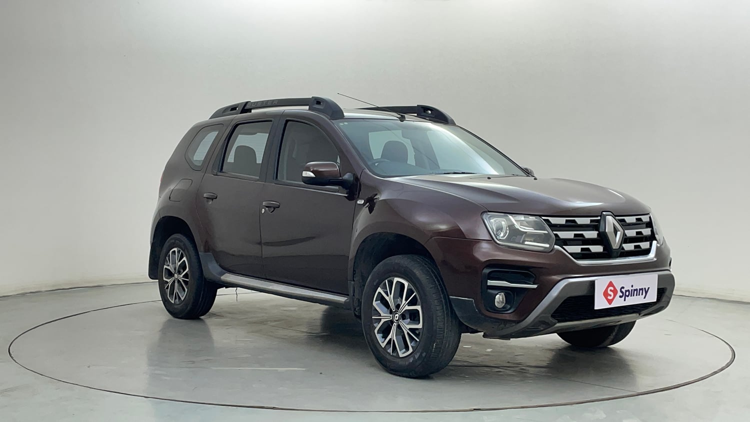 Used 2021 Renault Duster RXZ 1.5 Petrol MT Petrol Manual exterior RIGHT FRONT CORNER VIEW