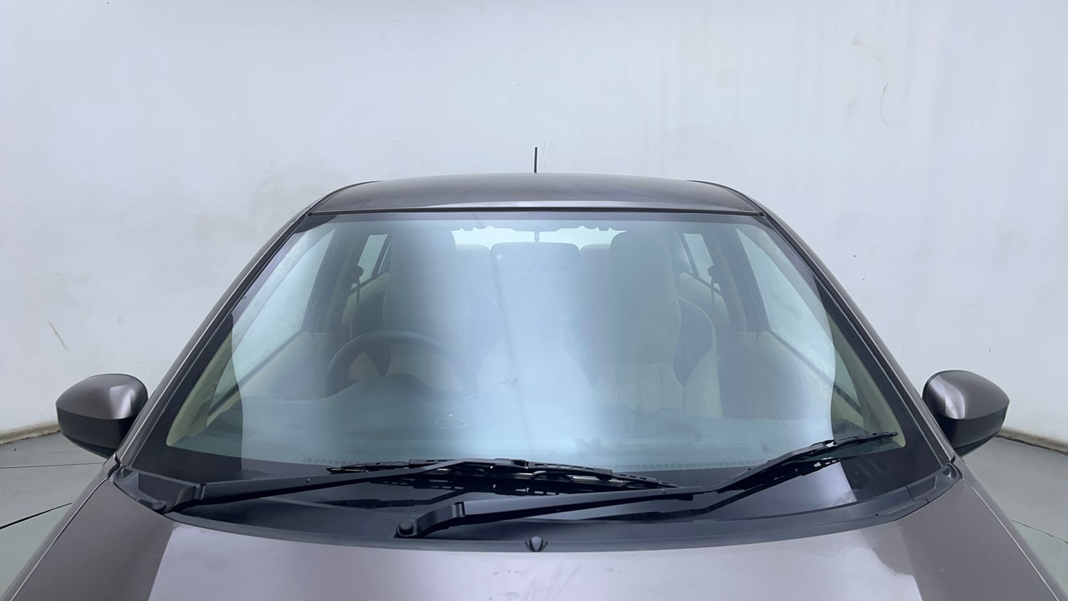Used 2014 Honda Amaze 1.2 S i-VTEC Petrol Manual exterior FRONT WINDSHIELD VIEW