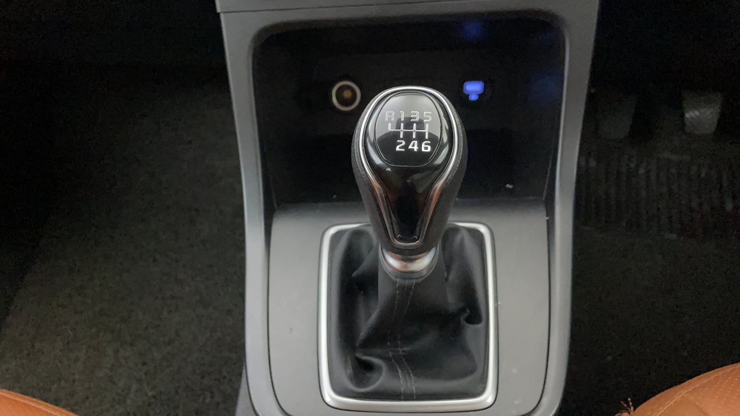 Used 2022 Hyundai Creta EX 1.5 Petrol Petrol Manual interior GEAR  KNOB VIEW