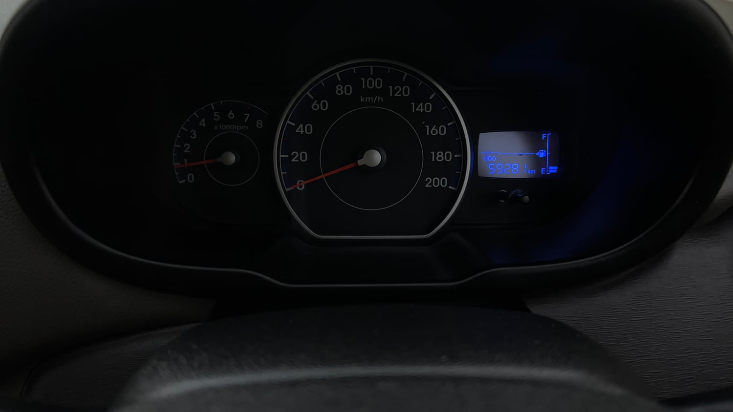 Used 2015 Hyundai i10 Magna 1.1 iRDE2 Petrol Manual interior CLUSTERMETER VIEW