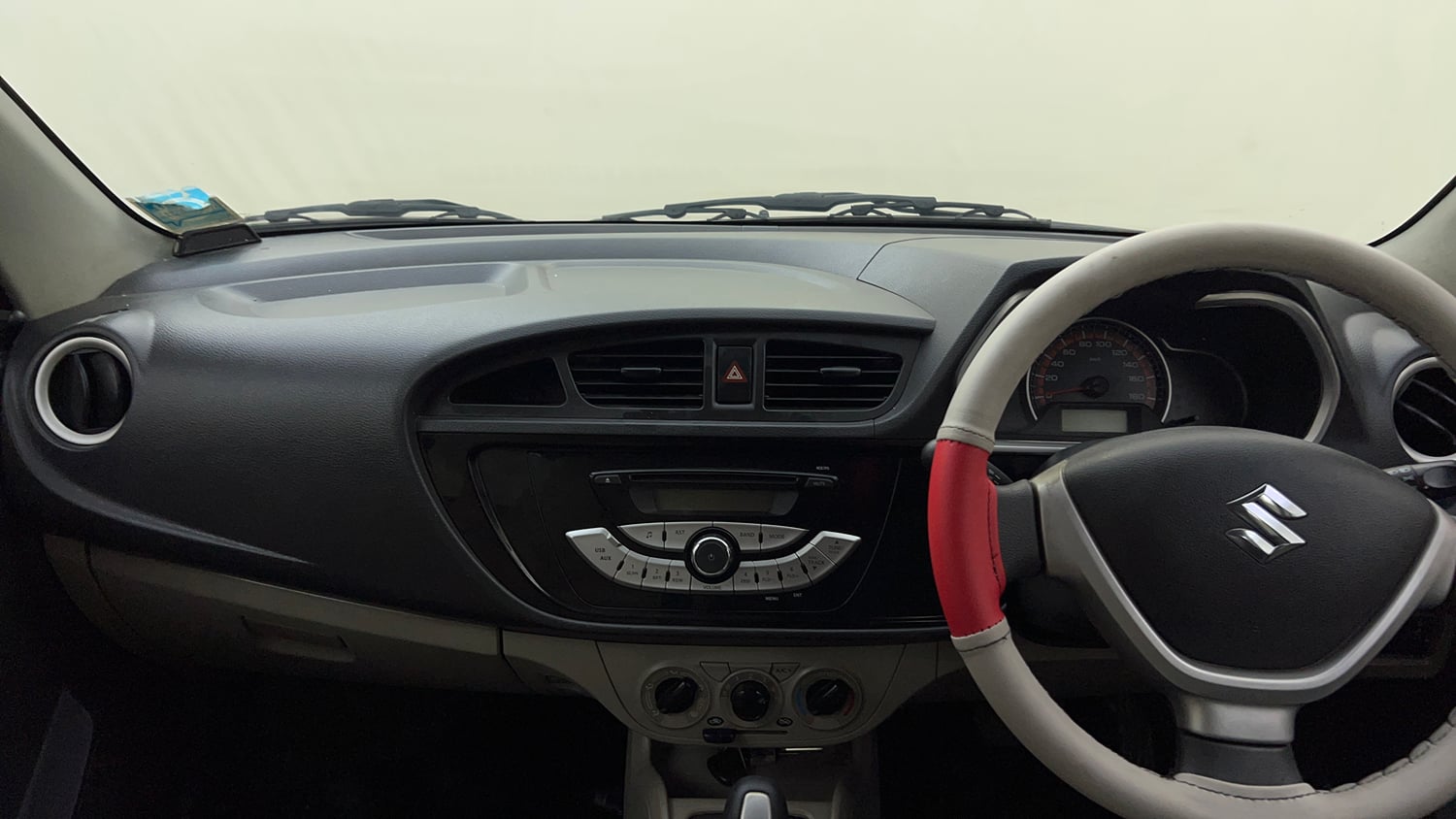 Used 2015 Maruti Suzuki Alto K10 VXi AMT Petrol Automatic interior MUSIC SYSTEM & AC CONTROL VIEW