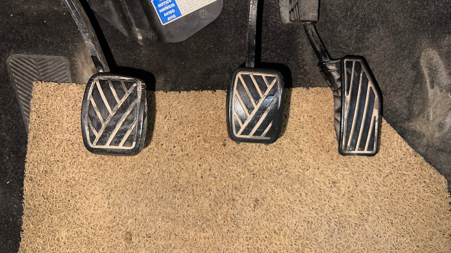 Used 2016 Maruti Suzuki Baleno Delta 1.2 Petrol Manual interior PEDALS VIEW