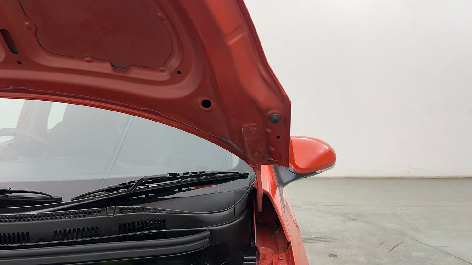 Used 2018 Hyundai Grand i10 Sportz 1.2 Kappa VTVT Petrol Manual engine ENGINE LEFT SIDE HINGE & APRON VIEW