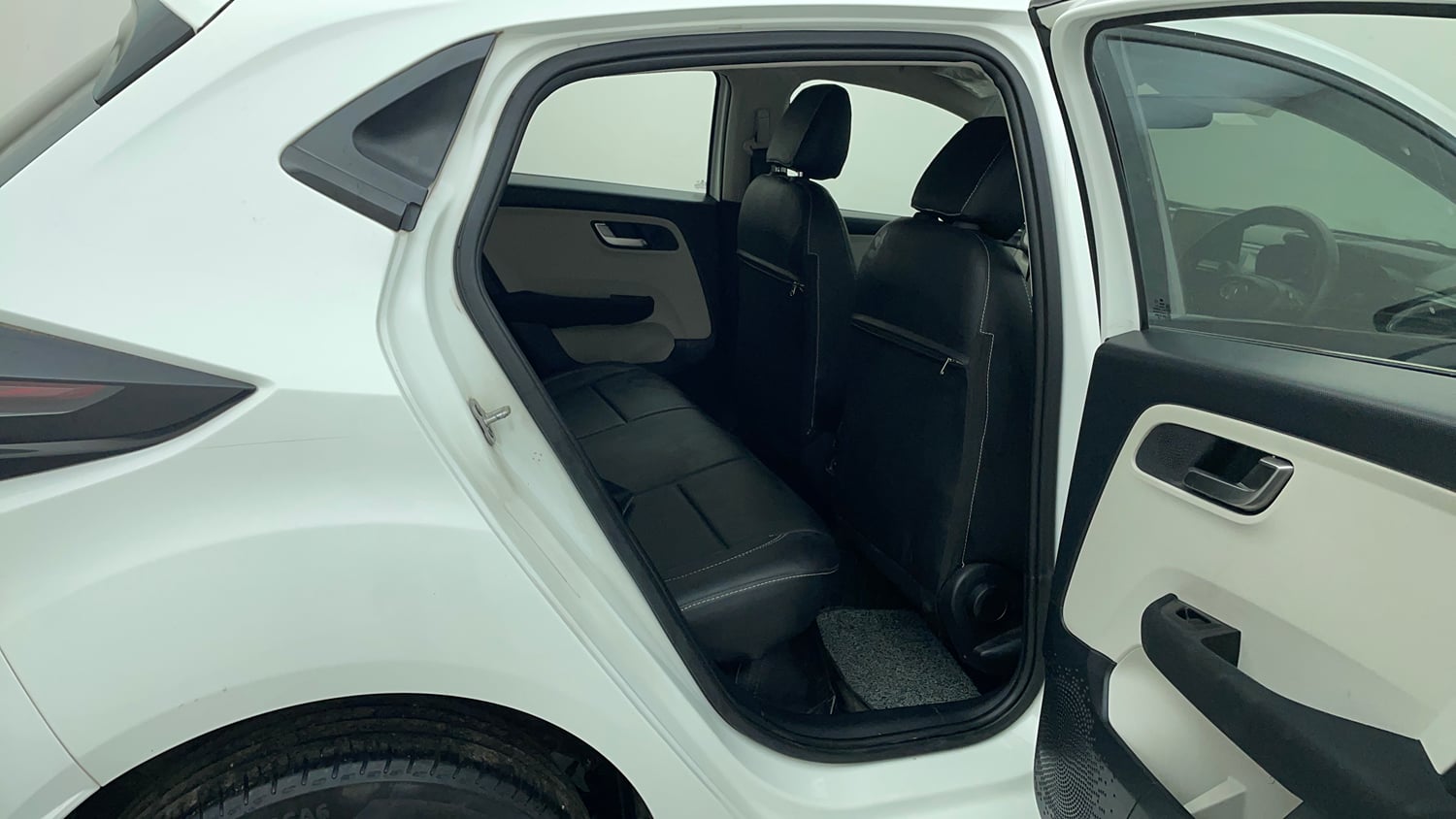 Used 2023 Tata Altroz XZA Petrol Petrol Automatic interior RIGHT SIDE REAR DOOR CABIN VIEW
