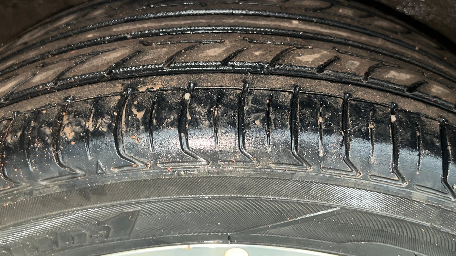 Used 2019 Hyundai Verna SX 1.6 VTVT Petrol Manual tyres RIGHT REAR TYRE TREAD VIEW
