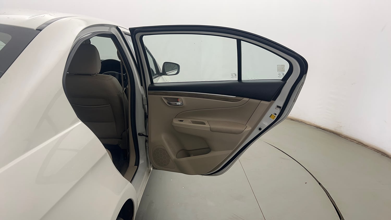 Used 2022 Maruti Suzuki Ciaz Alpha 1.5 Petrol Manual interior RIGHT REAR DOOR OPEN VIEW