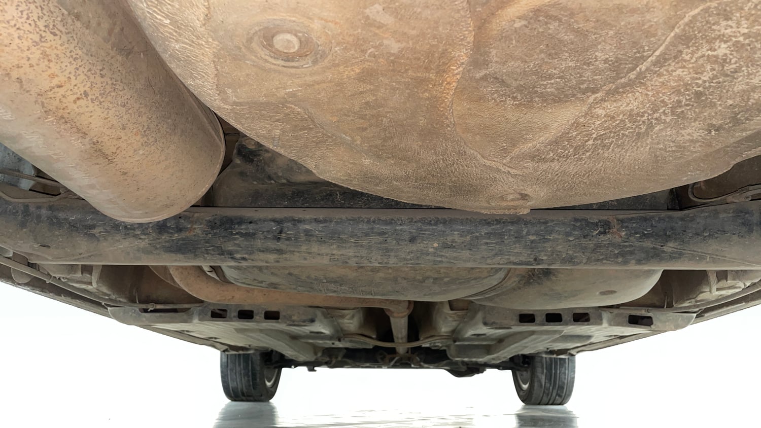 Used 2018 Volkswagen Ameo Highline 1.5L AT Diesel Automatic extra REAR UNDERBODY VIEW (TAKEN FROM REAR)