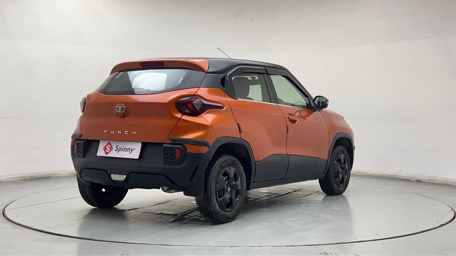 Used 2022 Tata Punch Adventure MT Petrol Manual exterior RIGHT REAR CORNER VIEW
