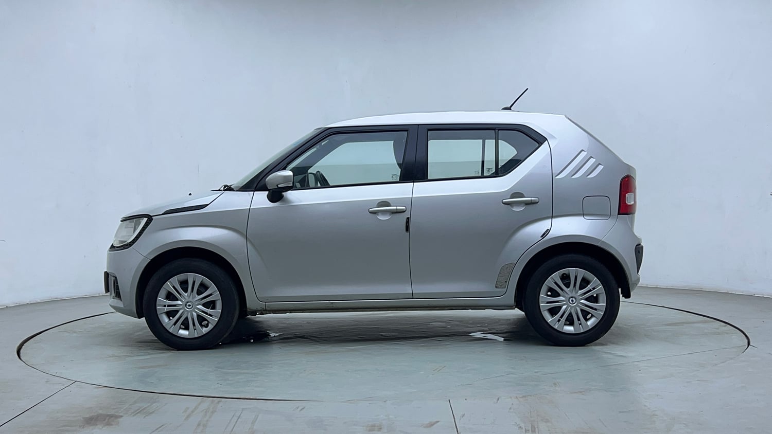 Used 2018 Maruti Suzuki Ignis Delta 1.2 AMT Petrol Automatic exterior LEFT SIDE VIEW