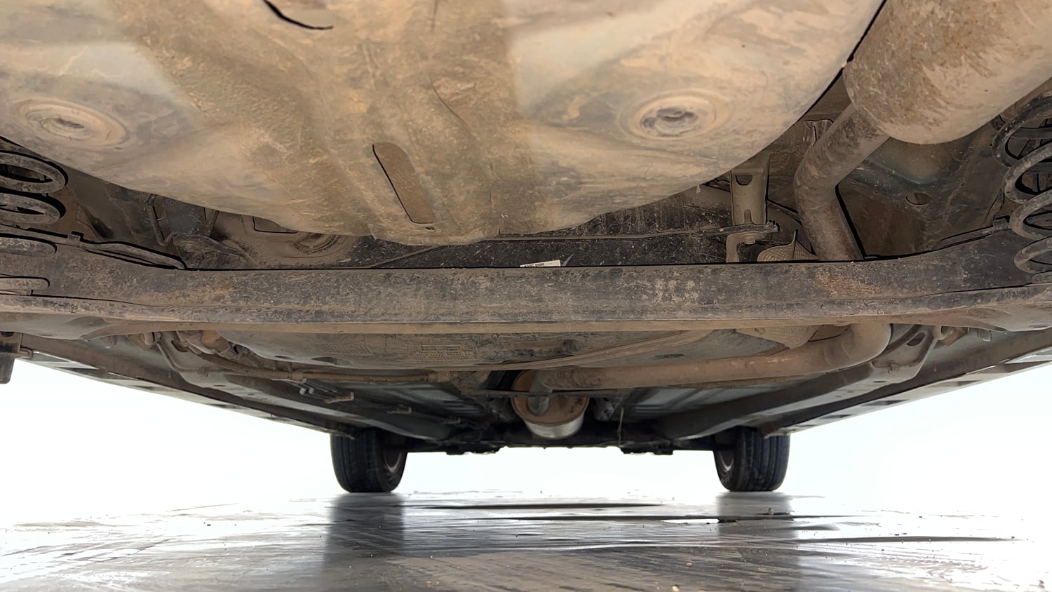 Used 2017 Maruti Suzuki Baleno RS 1.0 Petrol Manual extra REAR UNDERBODY VIEW (TAKEN FROM REAR)