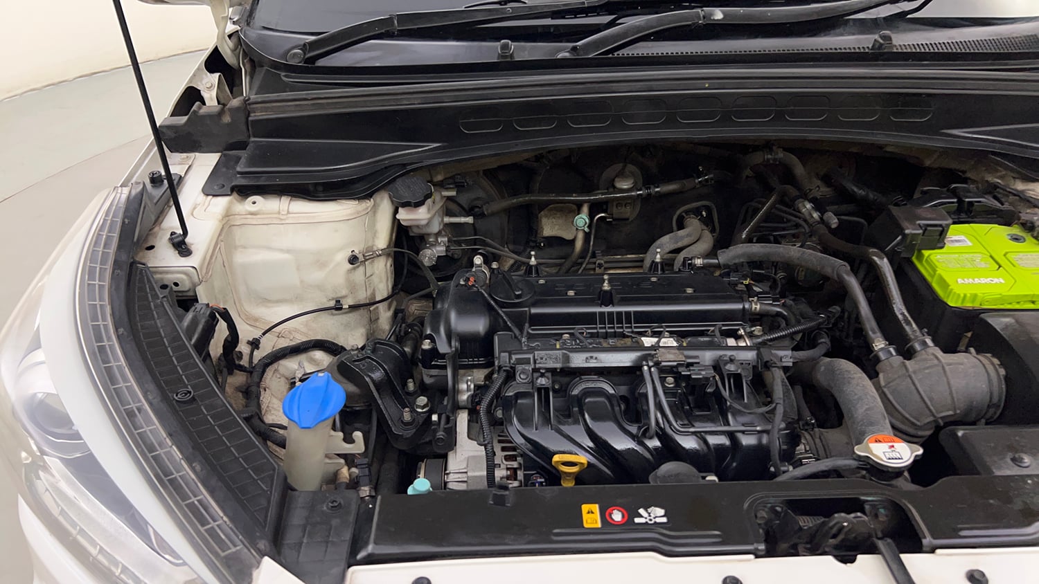 Used 2016 Hyundai Creta 1.6 SX Plus AT Petrol Petrol Automatic engine ENGINE RIGHT SIDE HINGE & APRON VIEW