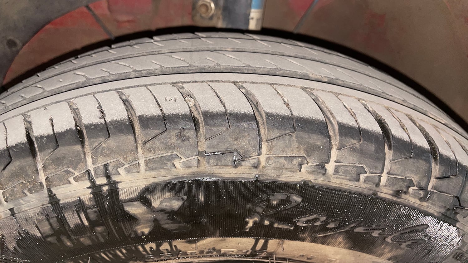 Used 2022 Maruti Suzuki Swift VXi AMT Petrol Automatic tyres LEFT FRONT TYRE TREAD VIEW