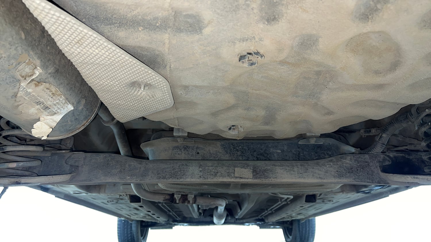 Used 2021 Nissan Magnite XL Petrol Manual extra REAR UNDERBODY VIEW (TAKEN FROM REAR)