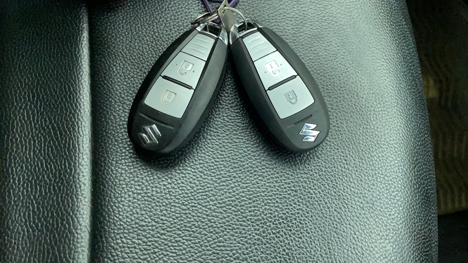 Used 2017 Maruti Suzuki Ignis Zeta 1.2 MT Petrol Manual extra CAR KEY VIEW