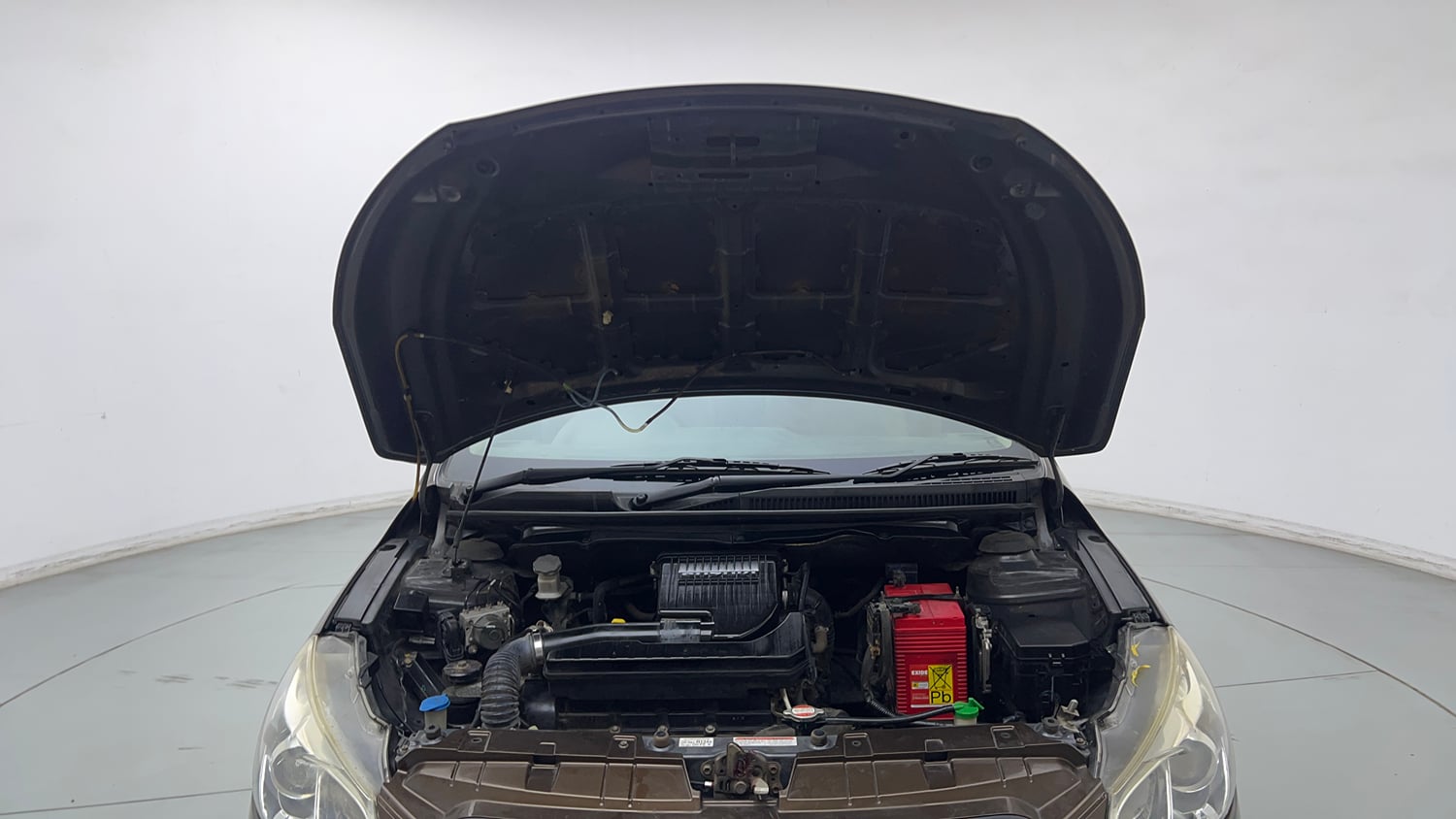 Used 2017 Maruti Suzuki Ciaz Alpha 1.4 MT Petrol Manual engine ENGINE & BONNET OPEN FRONT VIEW
