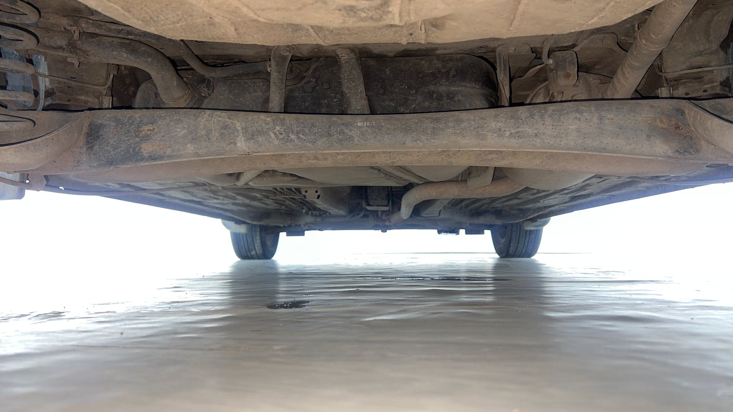 Used 2018 Honda Amaze 1.2 VX MT Petrol Petrol Manual extra REAR UNDERBODY VIEW (TAKEN FROM REAR)
