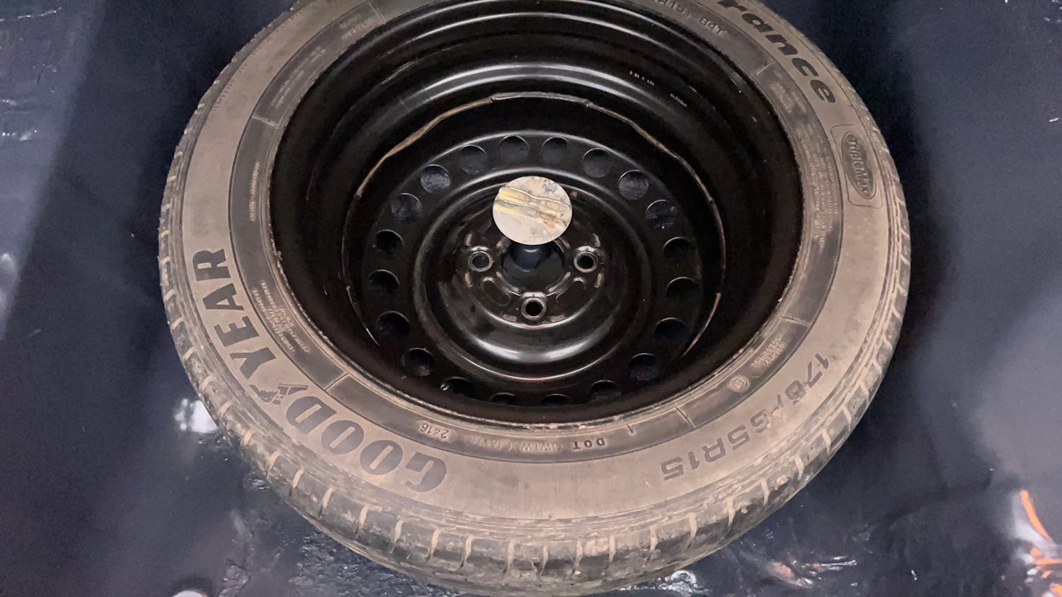Used 2016 Honda City V Petrol Manual tyres SPARE TYRE VIEW