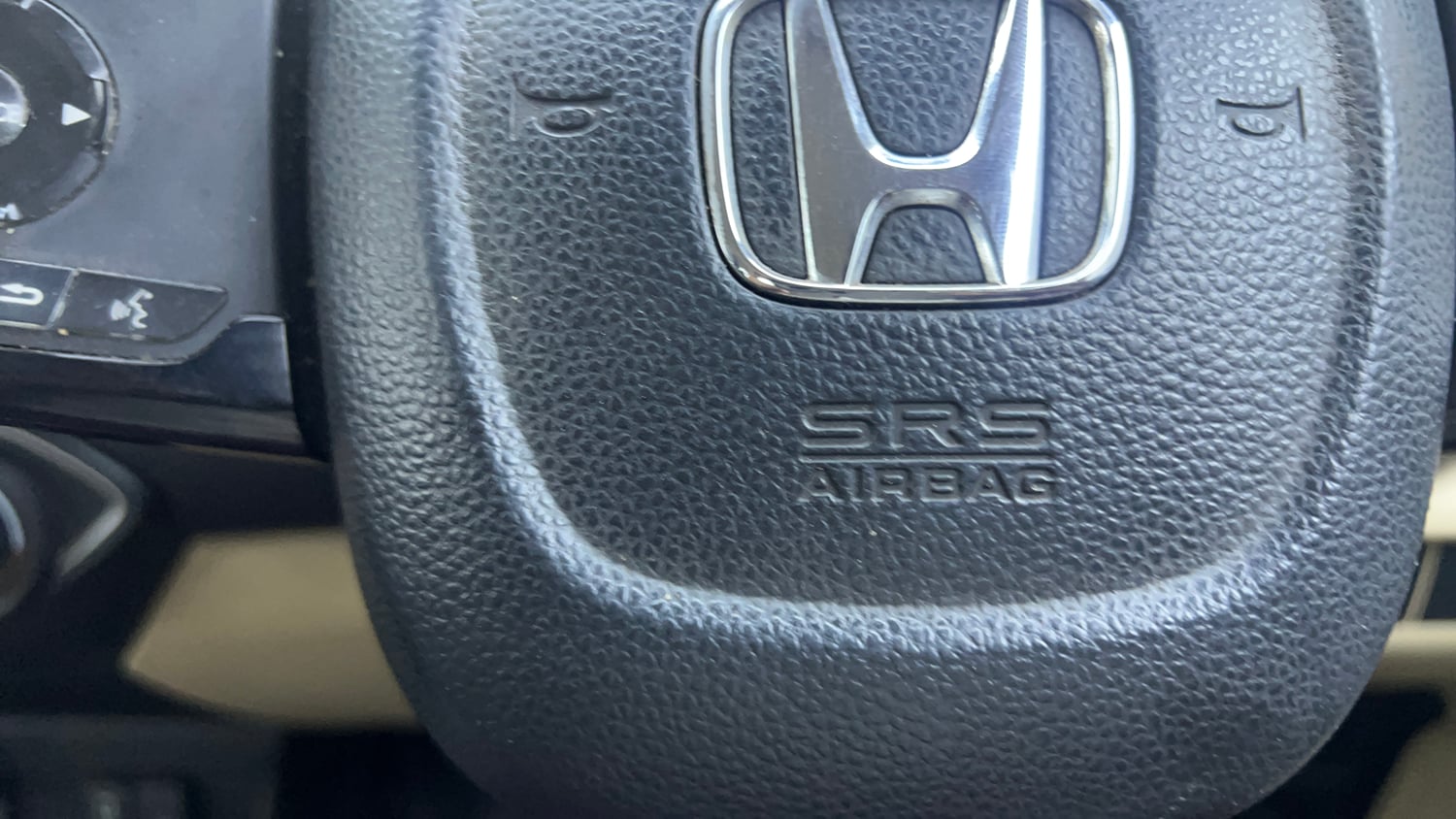Used 2018 Honda Amaze 1.2 VX MT Petrol Petrol Manual top_features Airbags