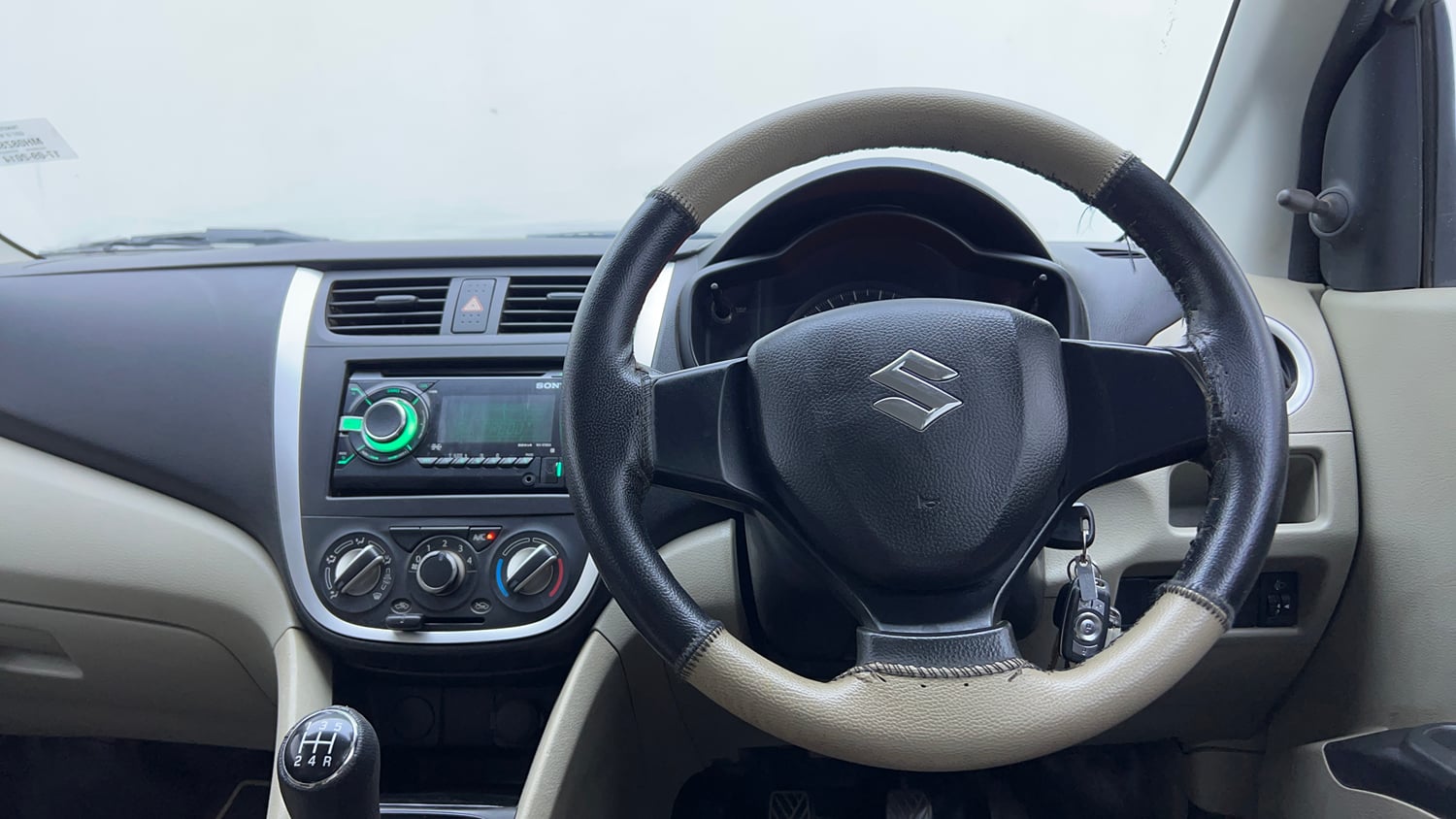 Used 2014 Maruti Suzuki Celerio VXi Petrol Manual interior STEERING VIEW