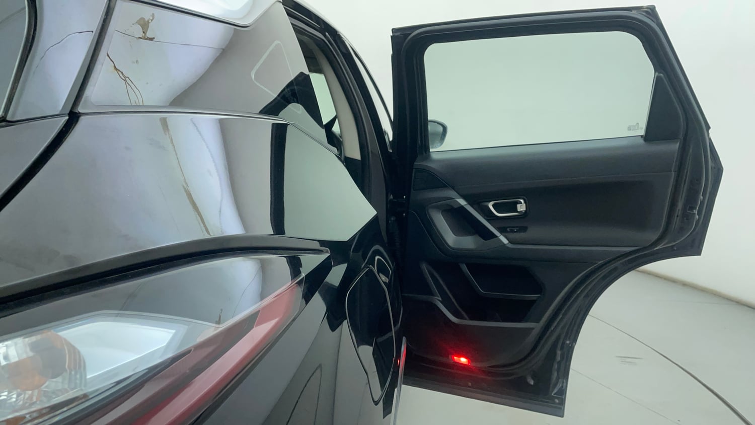 Used 2021 Tata Harrier XT Plus Dark Edition Diesel Manual interior RIGHT REAR DOOR OPEN VIEW