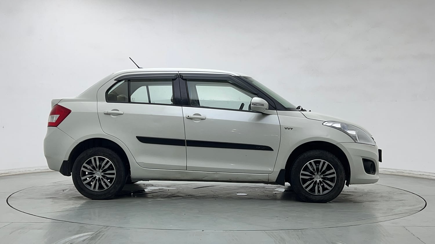 Used 2014 Maruti Suzuki Swift Dzire VXI Petrol Manual exterior RIGHT SIDE VIEW