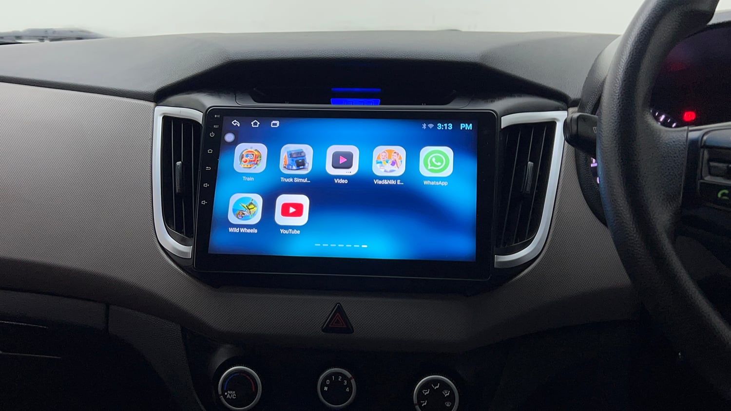Used 2018 Hyundai Creta E Plus 1.6 Petrol Petrol Manual top_features Integrated (in-dash) music system