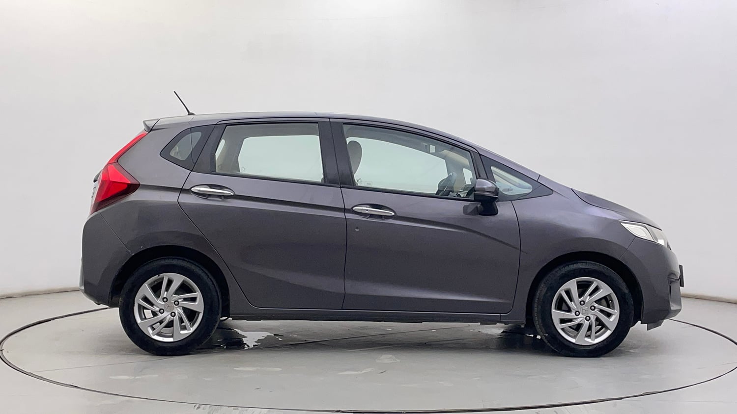 Used 2019 Honda Jazz VX CVT Petrol Petrol Automatic exterior RIGHT SIDE VIEW