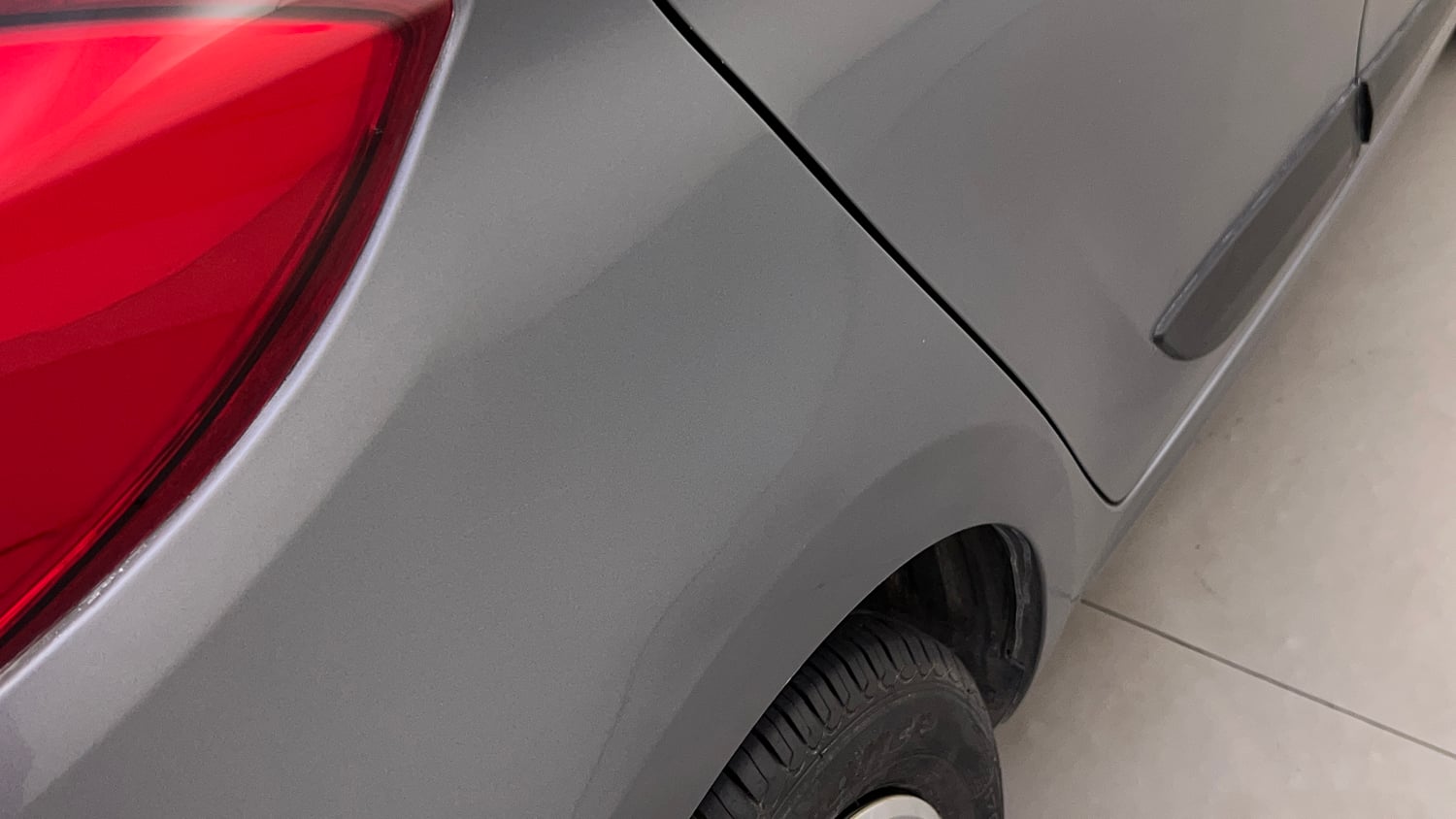 Used 2018 Tata Tiago Revotron XZ w/o Alloy Petrol Manual dents MINOR DENT