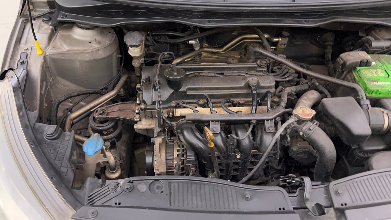 Used 2013 Hyundai i20 Magna (O) 1.2 Petrol Manual engine ENGINE RIGHT SIDE VIEW