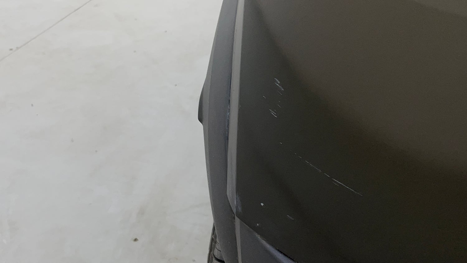 Used 2016 Renault Kwid 1.0 RXT Petrol Manual dents MINOR SCRATCH