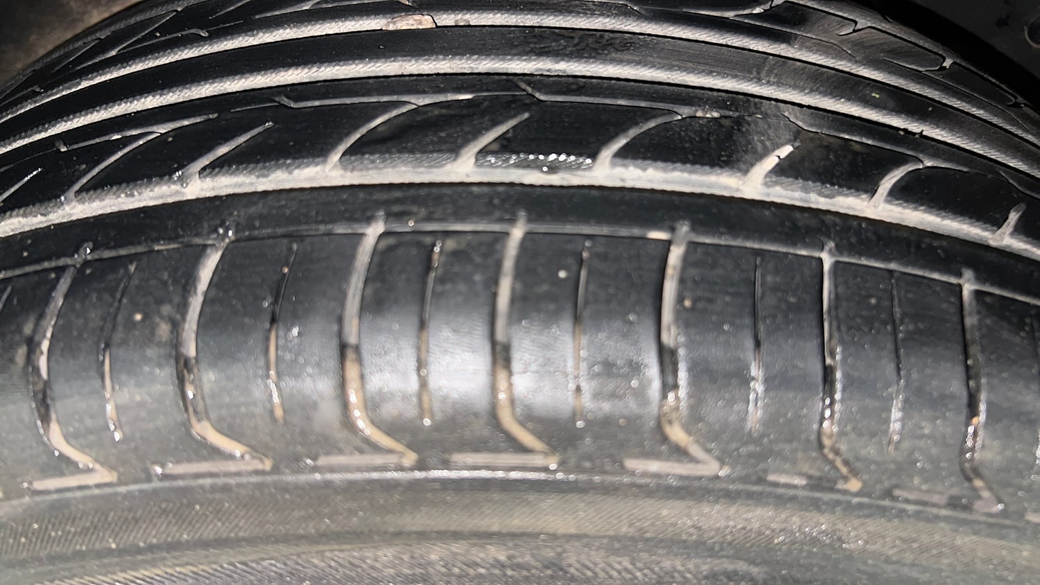 Used 2016 Hyundai Creta 1.6 SX Plus AT Petrol Petrol Automatic tyres LEFT REAR TYRE TREAD VIEW