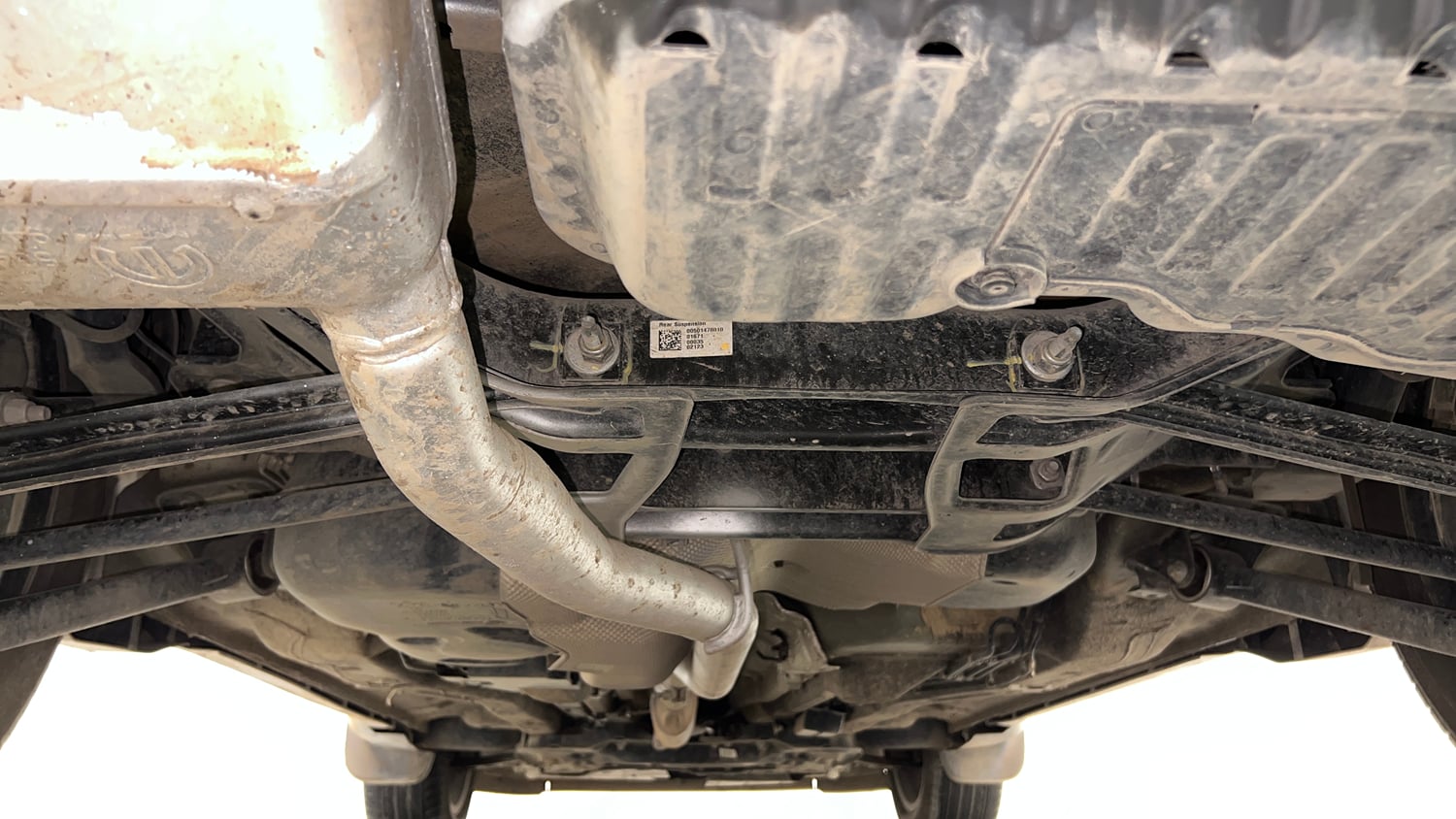 Used 2023 Jeep Compass Limited (O) 2.0 Diesel Diesel Manual extra REAR UNDERBODY VIEW (TAKEN FROM REAR)