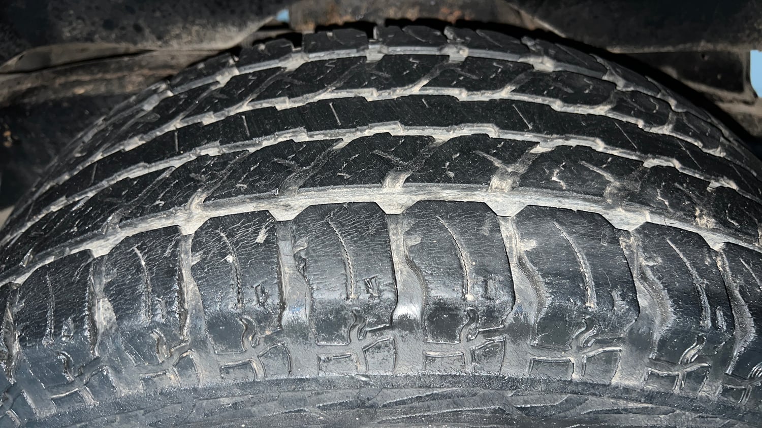 Used 2021 mahindra Thar LX Hard Top Petrol MT 4WD Petrol Manual tyres LEFT REAR TYRE TREAD VIEW