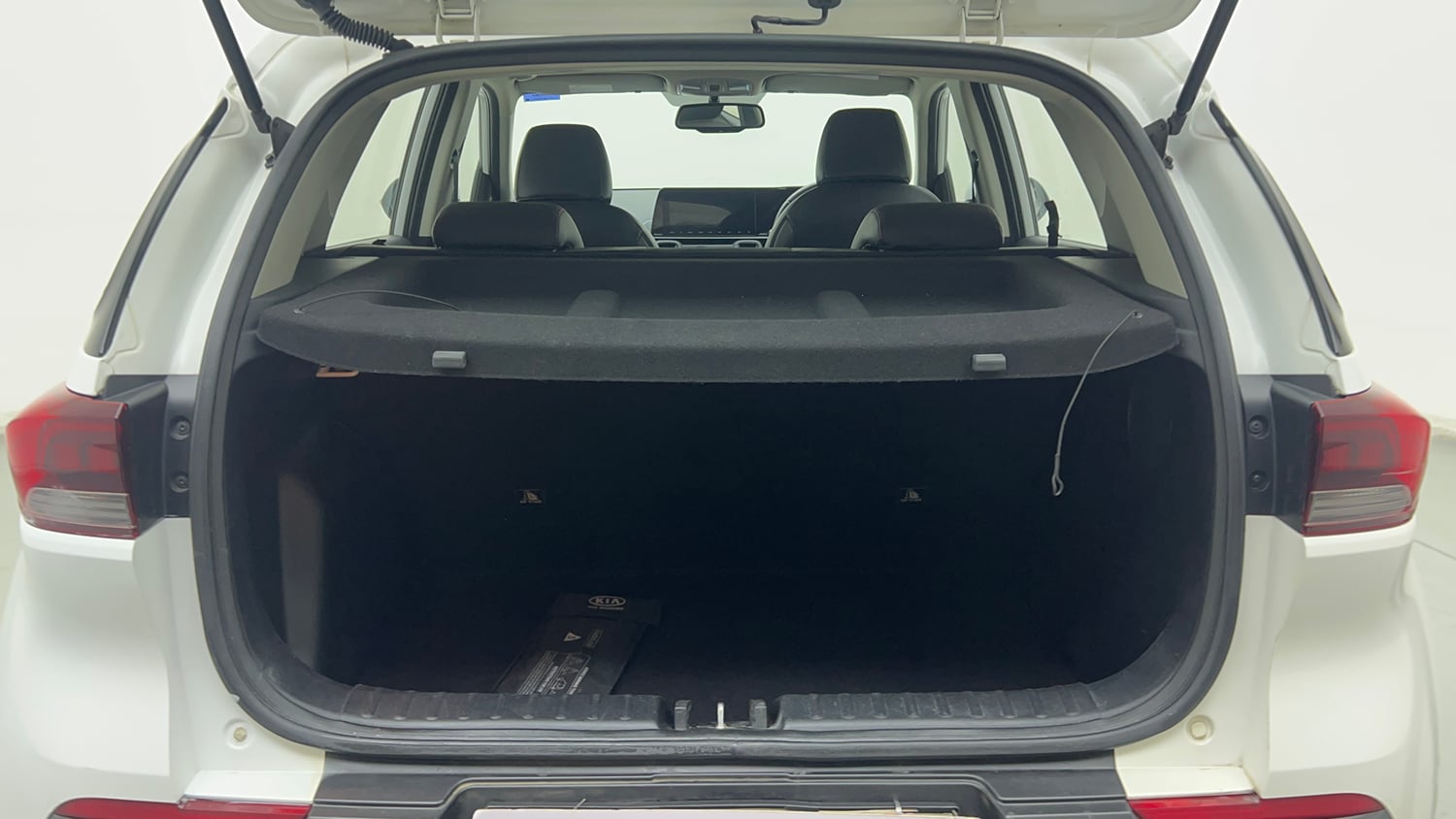 Used 2021 Kia Sonet GTX Plus 1.0 DCT Petrol Automatic interior DICKY INSIDE VIEW